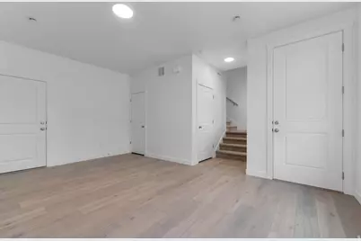 7032 S Overland Rd, West Jordan, UT 84081 - Photo 5