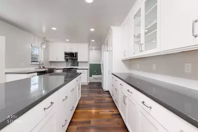 1164 N 300 E, Pleasant Grove, UT 84062 - Photo 13