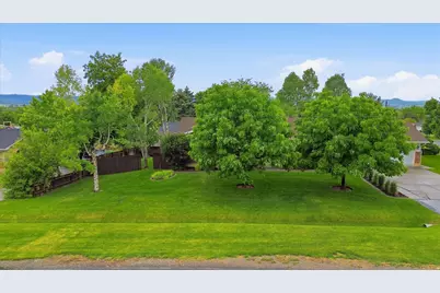 85 N 100 E, Millville, UT 84326 - Photo 33
