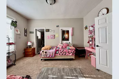 200 W 100 S, Roosevelt, UT 84066 - Photo 11