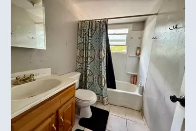 200 W 100 S, Roosevelt, UT 84066 - Photo 17