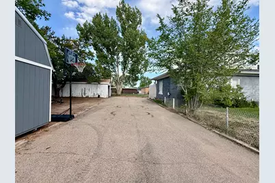 200 W 100 S, Roosevelt, UT 84066 - Photo 31