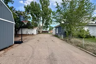 200 W 100 S, Roosevelt, UT 84066 - Photo 31