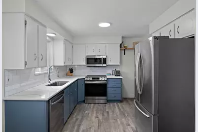 1122 E 1300 N, Layton, UT 84040 - Photo 7
