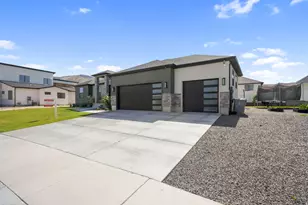 2049 S Roan Ave, Saratoga Springs, UT 84045 - Photo 41