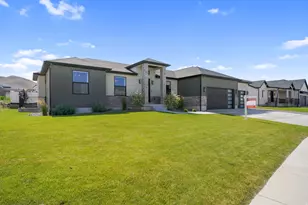 2049 S Roan Ave, Saratoga Springs, UT 84045 - Photo 45