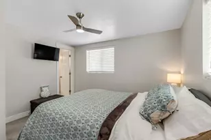 48 W Moon Ridge Dr, Murray, UT 84107 - Photo 13