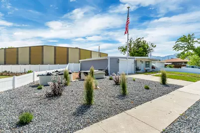 48 W Moon Ridge Dr, Murray, UT 84107 - Photo 25