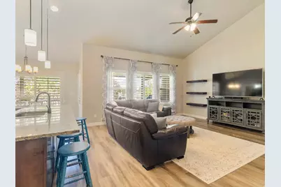 1886 S 3475 W, Syracuse, UT 84075 - Photo 9