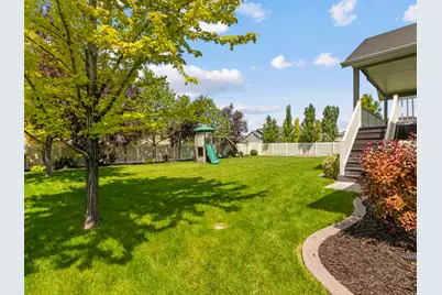 1886 S 3475 W, Syracuse, UT 84075 - Photo 27