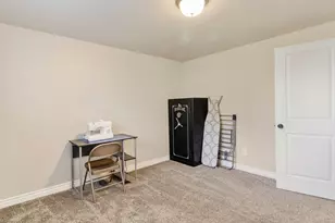 1886 S 3475 W, Syracuse, UT 84075 - Photo 25