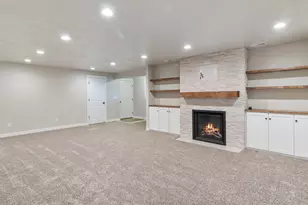 1886 S 3475 W, Syracuse, UT 84075 - Photo 21