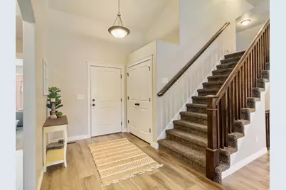 1886 S 3475 W, Syracuse, UT 84075 - Photo 3