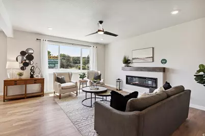 5202 S Paramount Dr #326, Riverdale, UT 84405 - Photo 3