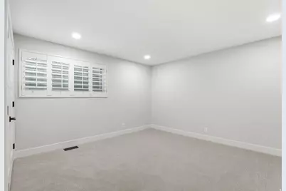 4608 S Locust Ln, Holladay, UT 84117 - Photo 21
