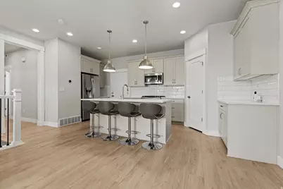793 N 2050 W, Layton, UT 84041 - Photo 11