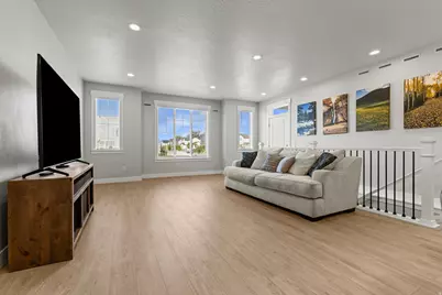 793 N 2050 W, Layton, UT 84041 - Photo 7