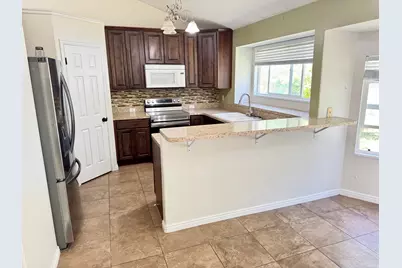 278 W 2000 S, Clearfield, UT 84015 - Photo 9
