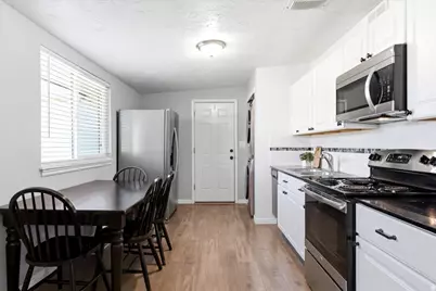 1319 N Reid Ave, Layton, UT 84041 - Photo 7