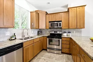 625 E 200 S, Salt Lake City, UT 84102 - Photo 9