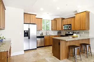625 E 200 S, Salt Lake City, UT 84102 - Photo 9