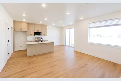667 N 300 W, Smithfield, UT 84335 - Photo 3