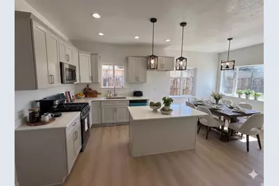 240 E 200 S, Mount Pleasant, UT 84647 - Photo 3