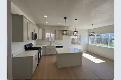 240 E 200 S, Mount Pleasant, UT 84647 - Photo 7