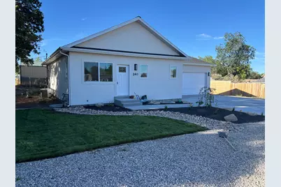 240 E 200 S, Mount Pleasant, UT 84647 - Photo 1