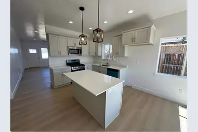 240 E 200 S, Mount Pleasant, UT 84647 - Photo 9