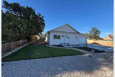 240 E 200 S, Mount Pleasant, UT 84647 - Photo 25