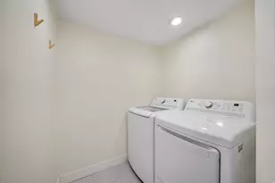 2882 E Heather Cir S, Holladay, UT 84117 - Photo 13