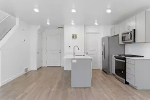 1049 E Regatta Ln, Saratoga Springs, UT 84045 - Photo 15
