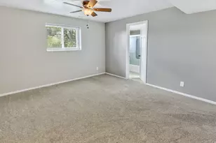 2561 E 2700 N, Layton, UT 84040 - Photo 23