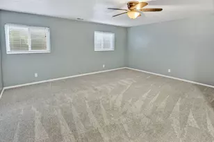 2561 E 2700 N, Layton, UT 84040 - Photo 27