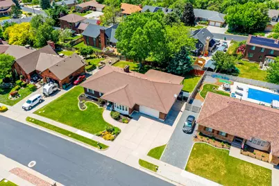 2561 E 2700 N, Layton, UT 84040 - Photo 35