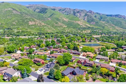 2561 E 2700 N, Layton, UT 84040 - Photo 37