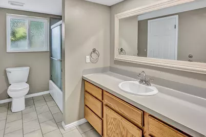 2561 E 2700 N, Layton, UT 84040 - Photo 25
