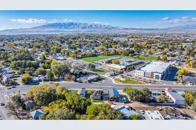 7 E State St, Lehi, UT 84043 - Photo 17