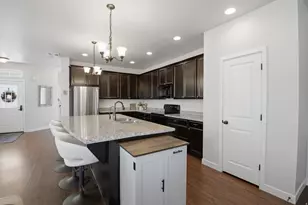 10813 S Lamond Dr, South Jordan, UT 84009 - Photo 11