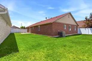 250 Bryce Dr, Kaysville, UT 84037 - Photo 21