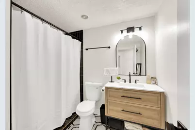 55 E Diamond St N, Layton, UT 84041 - Photo 15