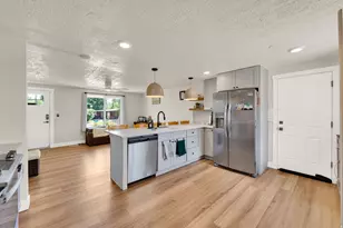 55 E Diamond St N, Layton, UT 84041 - Photo 9