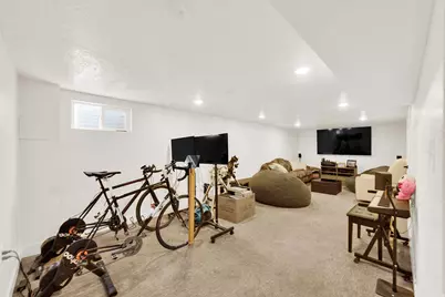 55 E Diamond St N, Layton, UT 84041 - Photo 23