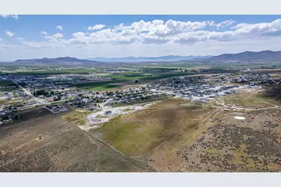 2436 W 1150 N #12, Tremonton, UT 84337 - Photo 7