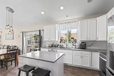14098 S Candy Pull Dr, Draper, UT 84020 - Photo 13