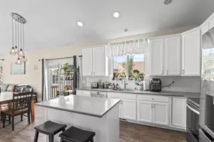 14098 S Candy Pull Dr, Draper, UT 84020 - Photo 13