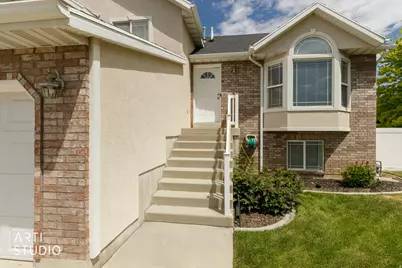 2402 W 2375 N, Clinton, UT 84015 - Photo 5