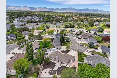 1583 W Heather Downs Cir, South Jordan, UT 84095 - Photo 37