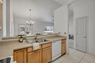 10843 S Wynview Ln, South Jordan, UT 84095 - Photo 9